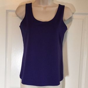 Chico’s Navy Tank Size 0(4/6-S)
